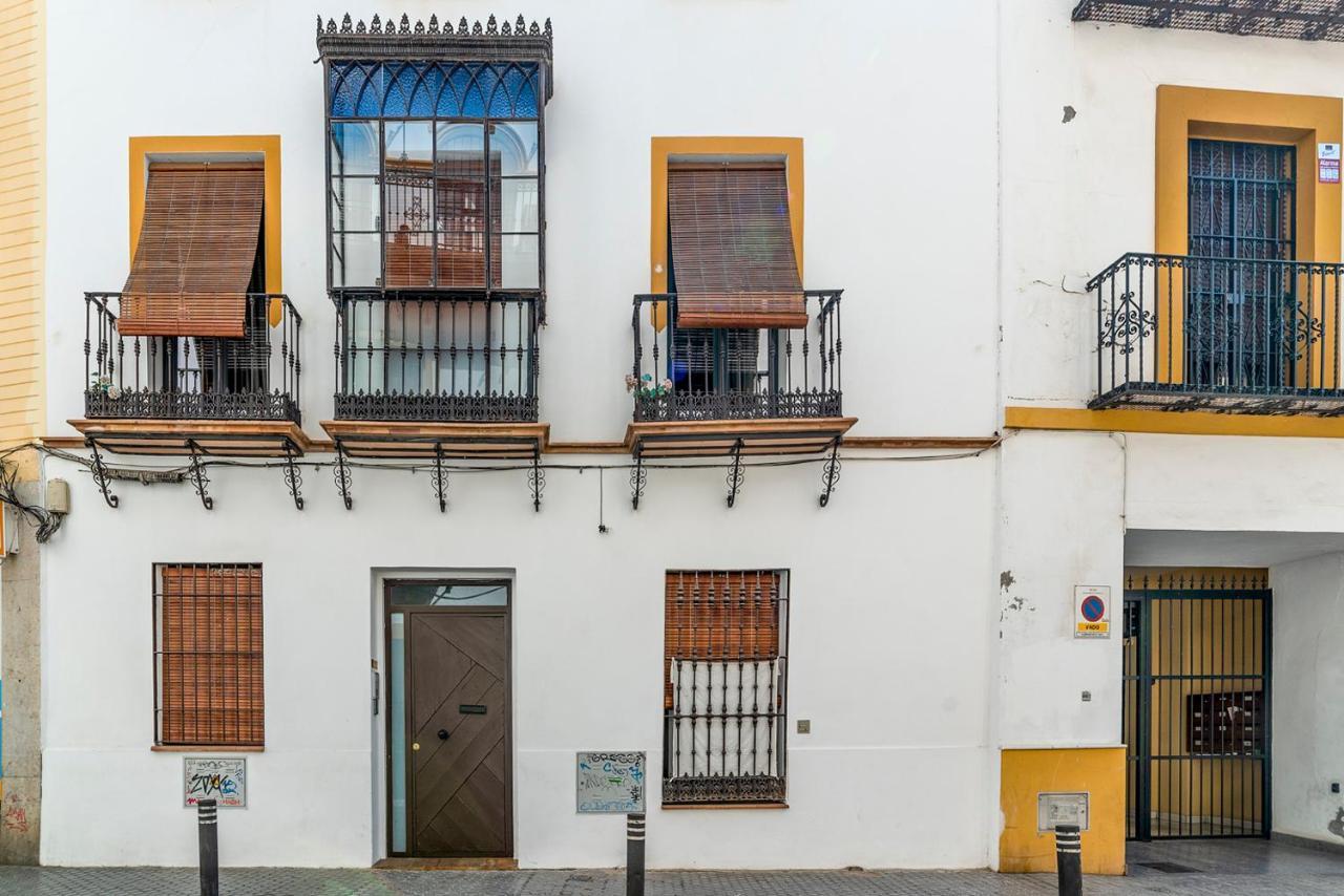 Alohamundi Hercules Sevilla Bagian luar foto